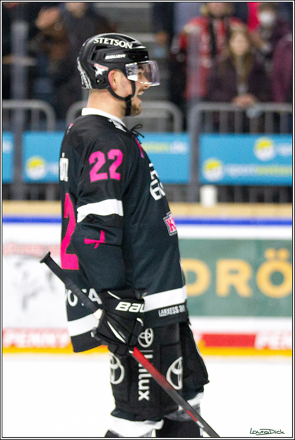 PENNY DEL;  Koelner Haie - Schwenninger Wild Wings; Koeln, 08.10.2021